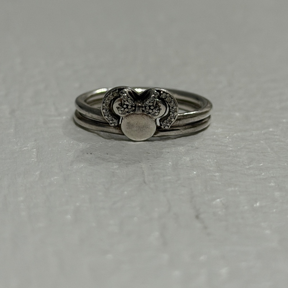 Pandora Silver Minnie Mouse ring